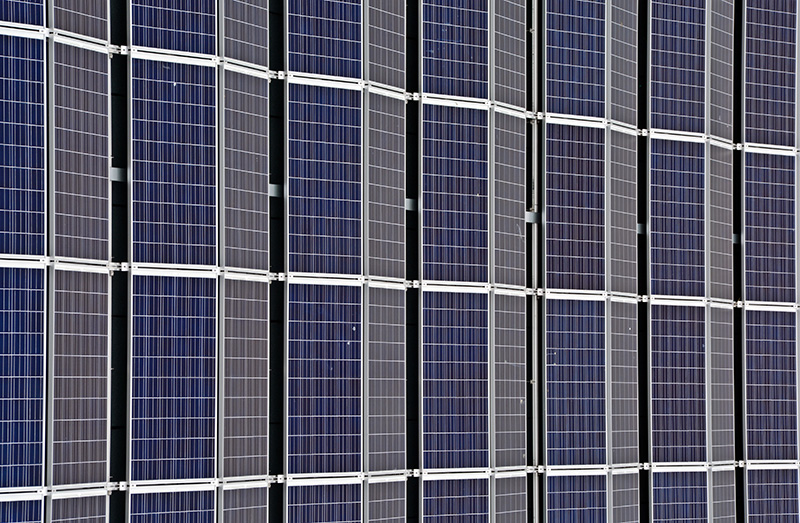 What are the main components of solar cell?