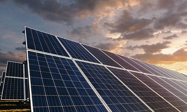 5 Myths About Solar Energy Debunked