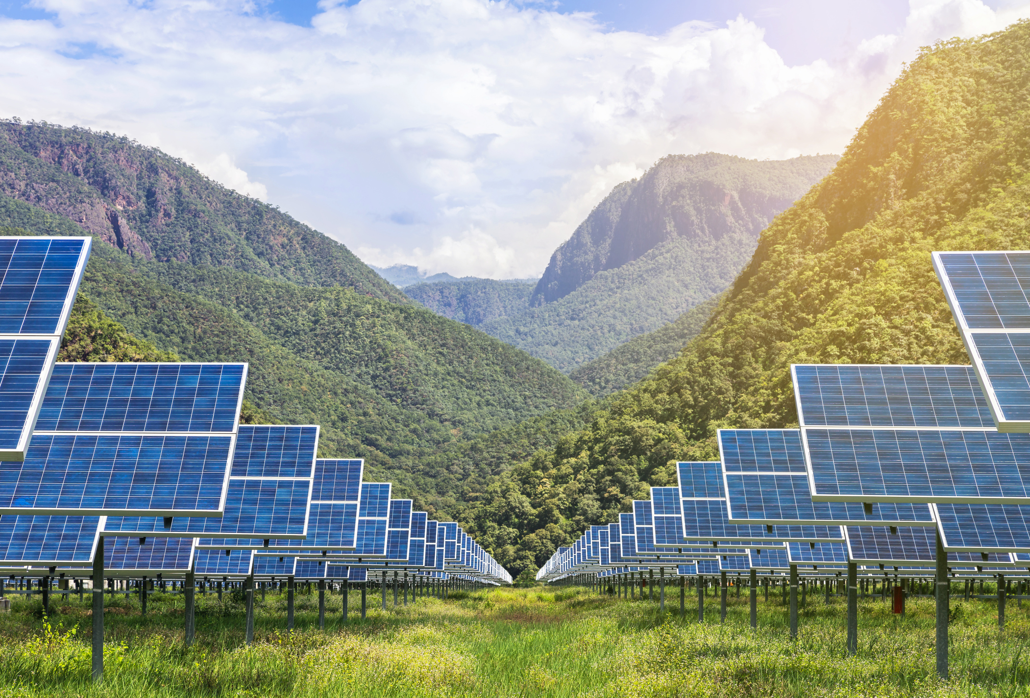 Top 6 Socio-Economic Benefits Of Solar Energy Storage