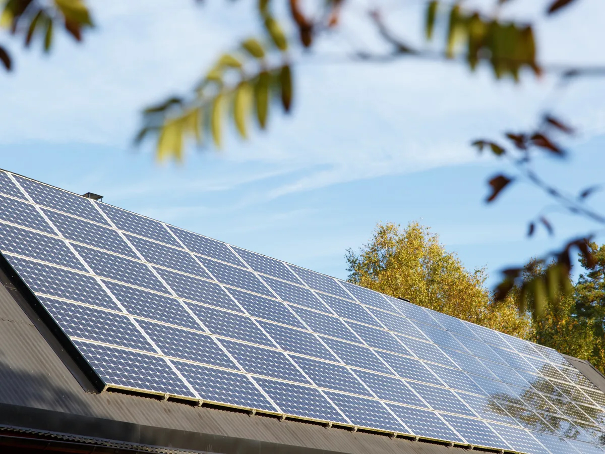 How Do Modular Solar Panels Compare to Traditional Solar Systems