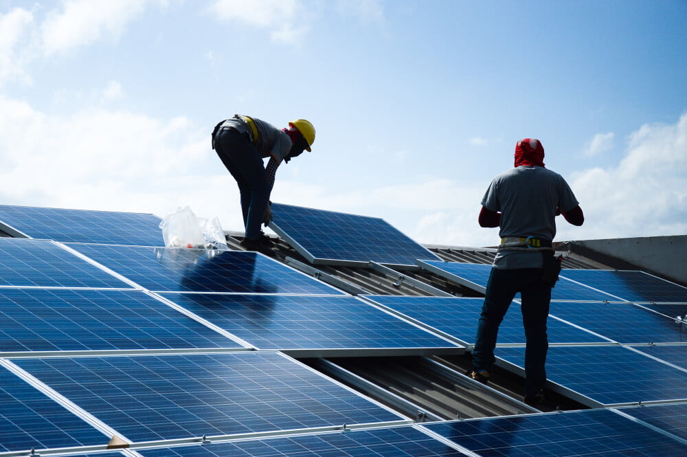 What Are the Key Benefits of Using Modular Solar Panels for Businesses